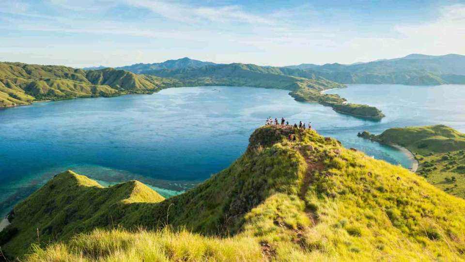 Full Day Labuan Bajo Tour 01